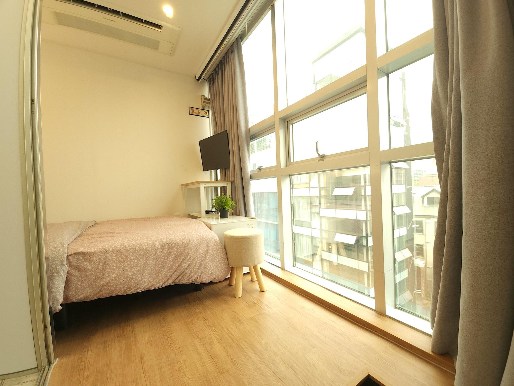 Oyo Hostel Myeongdong 2 Seul Exterior foto